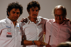 A Riccardo Scamarcio la 