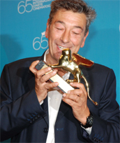 Gianni Di Gregorio primo ospite del Caff Teatro Fersen di Roma