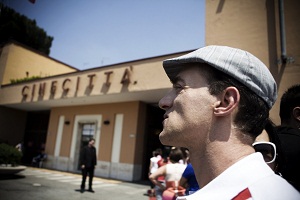REALITY - La lunga attesa della telefonata della vita