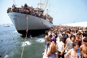 LA NAVE DOLCE - Quando la Vlora sbarc a Bari