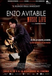 Esce in America e in Italia 