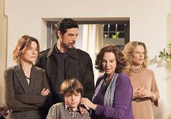 Nuovi intrighi e nuove rivelazioni nella quinta puntata di Una Grande Famiglia - Seconda Serie