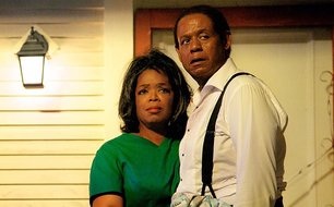 L'AnGoLo StrAniErO - THE BUTLER