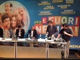 ...E FUORI NEVICA! - Salemme, Buccirosso, Paone e Casagrande