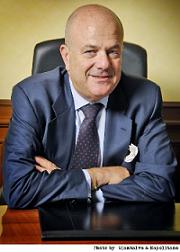 Luciano Sovena: 