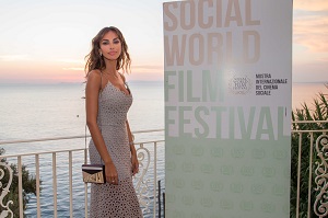 Madalina Ghenea: 
