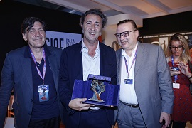 VENEZIA 73 - Consegnato a Paolo Sorrentino il Premio SIAE per lInnovazione Creativa