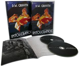 CROWDFUNDING - CG Entertainment lavora su 