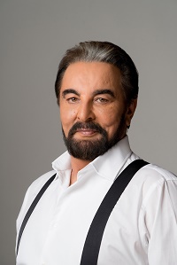 Kabir Bedi ospite d'onore del River to River Florence Indian Film Festival