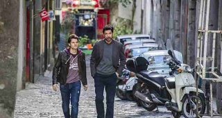 Proiezione pubblica a Napoli della prima puntata della serie TV 