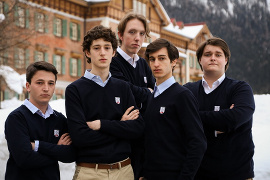I FIGLI DELLA NOTTE - Ricchezza, adolescenza e genitori assenti