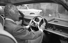 GIORNATE DEGLI AUTORI XIV - LItalia di Agnelli e la Svizzera degli Jenish: due storie europee