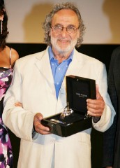  MORTO LUIS BACALOV
