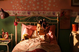 STELLA AMORE - Una bambina che vuol diventare attrice
