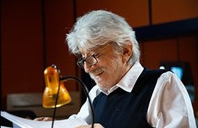 ALADDIN - Gigi Proietti  la voce del Sultano di Agrabah