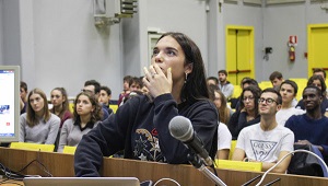 SCHERMI IN CLASSE - L'etica libera la bellezza