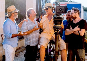 VIAGGIO A SORPRESA - Ron Moss sul set in Puglia