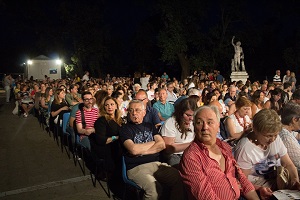 CINEMA INTORNO AL VESUVIO 27 - Dal 15 luglio al 13 agosto 2020 a Villa Vannucchi San Giorgio a Cremano