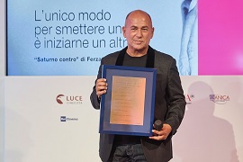 GIORNATE DEGLI AUTORI 17 - Ferzan Ozpetek dedica il Premio Siae a Laura Anotnelli