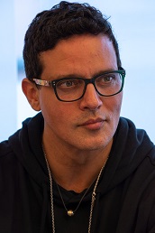 SULL'ORLO DELL'OBLIO - Gabriel Garko torna sul set