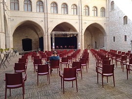 CINEMA SOTTO LE STELLE A PALAZZO TRINCI 4 - Il 3 e 4 agosto a Foligno