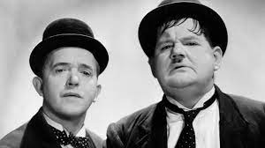 RAI MOVIE - Un Natale con Stanlio e Ollio