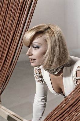 RAFFAELLA CARRA' - Un documentario firmato Fremantle
