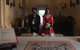 SPOSA IN ROSSO - Una commedia romantica per l'estate