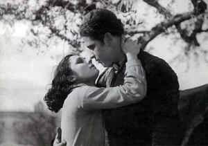 IDILLIO INFRANTO - Dopo 91 anni torna al Teatro Luciani di Acquaviva delle Fonti