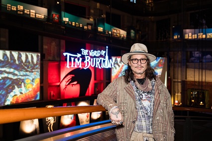 JOHNNY DEPP - In visita a Torino al Museo del Cinema