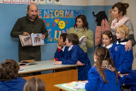 UN MONDO A PARTE - Una scuola dove sinsegna a resistere