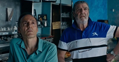 IL COMPLOTTISTA - Un esordio lucido e ironico sul cuore dell'Italia complottista