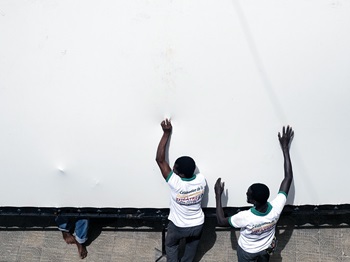 ALLACCIATE LE CINTURE - IL VIAGGIO DI IO CAPITANO IN SENEGAL - Proiezioni a Bologna e Torino