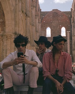 LA CHITARRA NELLA ROCCIA - Il film su Lucio Corsi nei cinema The Space