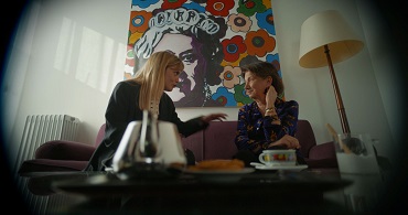 TUA MADRE - Video-diario di una ventenne, alla ricerca del significato della maternit�