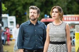 TRE DI TROPPO - Il 25 febbraio in prima serata su Canale 5