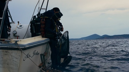 CORALLARI. CORAL HUNTERS - La storia del corallo nel Mediterraneo