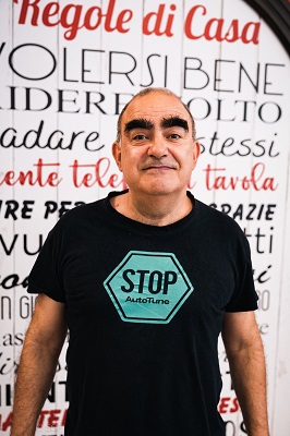 LA CREPA - Elio esordisce alla regia